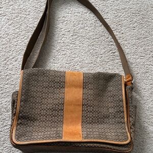Vintage Coach Signature Hudson Commuter messenger bag.